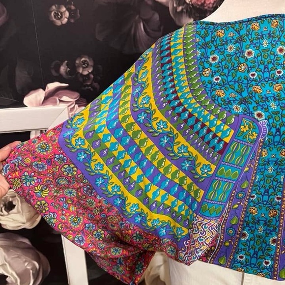 TOLANI!! - Picture 2 of 4